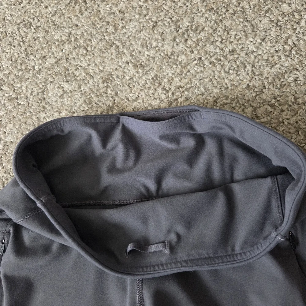 Lululemon Fresh Track‎ Pants Joggers Carbon Fresh Size 4